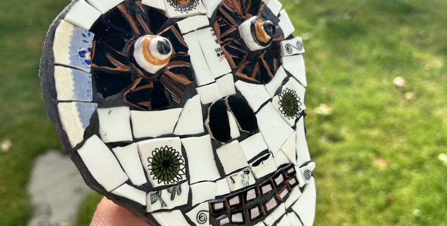 mosaic skull sideview